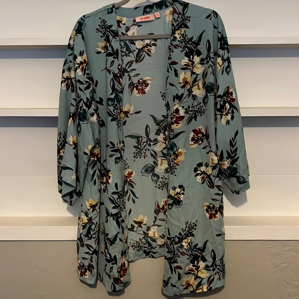 Evri green and floral cover